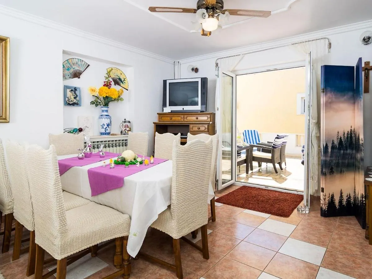 Aesthetic Holiday Home In Plano With Private Terrace Trogir Croatia