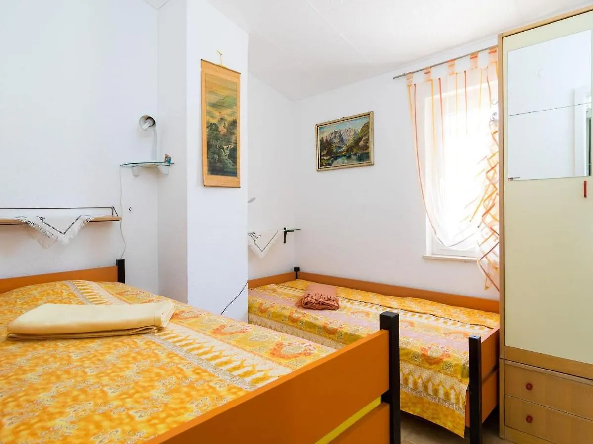 Aesthetic Holiday Home In Plano With Private Terrace Trogir